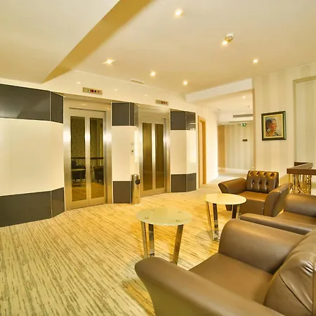 コナック タクシム 4*