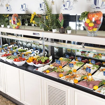 Taksim Hotell 4*