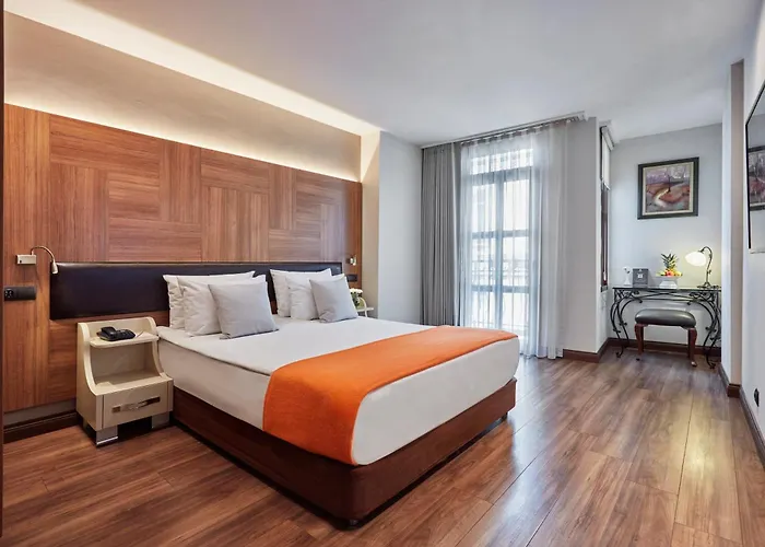 Taksim Hotel 4*