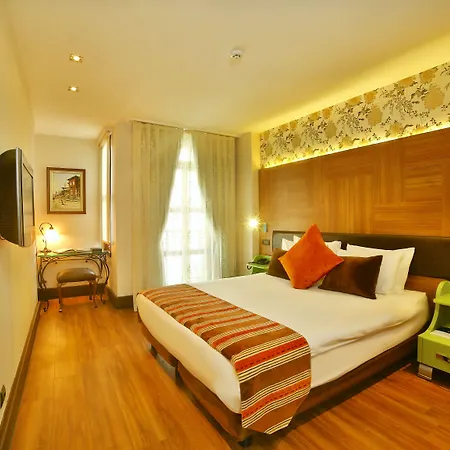 Taksim 4*
